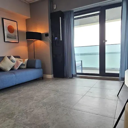 Apartment Majestic Lake Boutique Mamaia